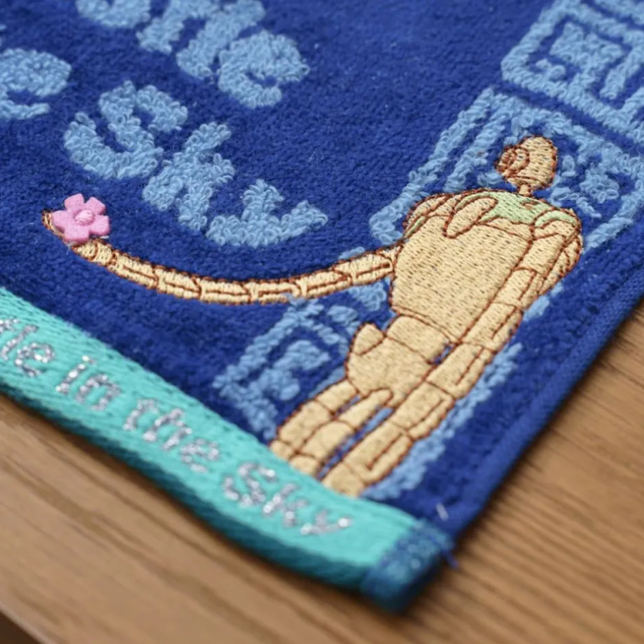 Maison Ghibli Household Linen-Mini Towel Volucite Crystal Amulet 25X25 Cm - Castle In The Sky