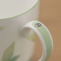Maison Ghibli Kitchenware-Mug Totoro On A Leaf - My Neighbor Totoro
