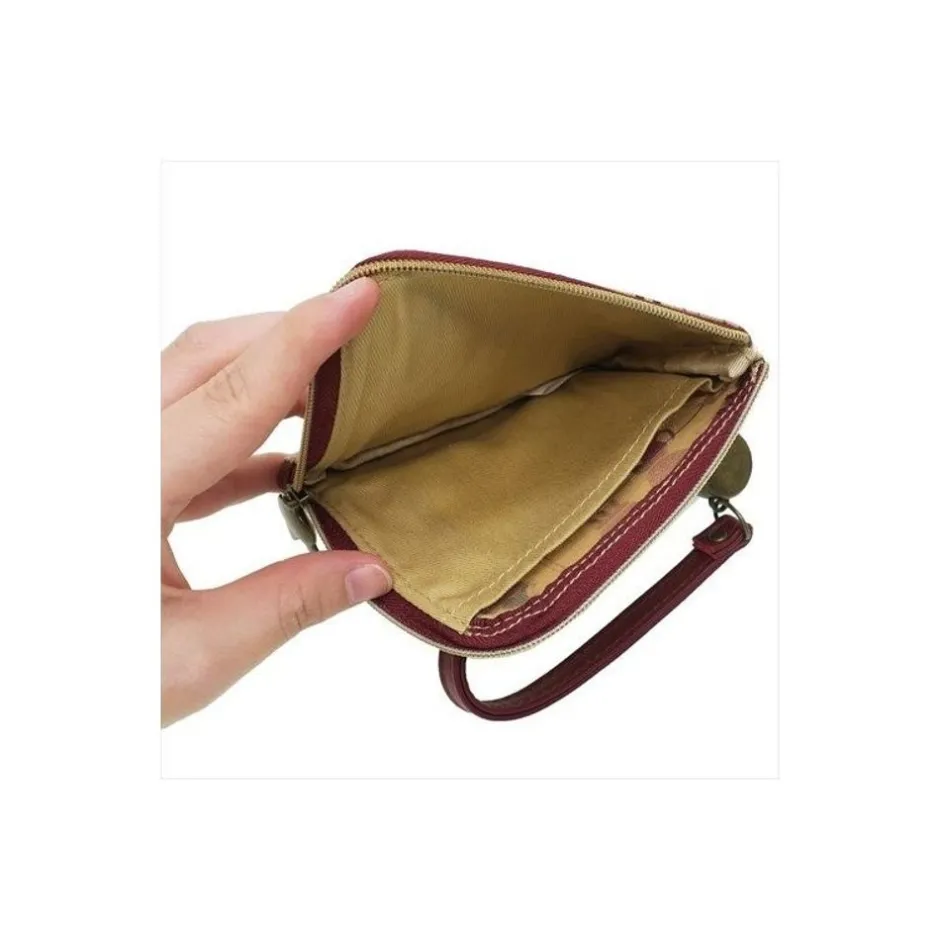 Maison Ghibli Accessories-Pocket Chocolate With Bobine Clip - Kiki'S Delivery Service