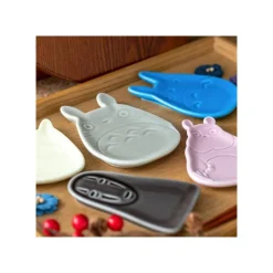Maison Ghibli Kitchenware-Small Dessert Plate Middle Totoro Shape - My Neighbor Totoro
